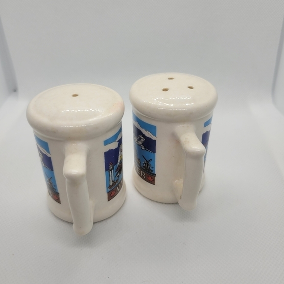 Vintage Mini Vancouver Salt and Pepper Shakers - Picture 6 of 6